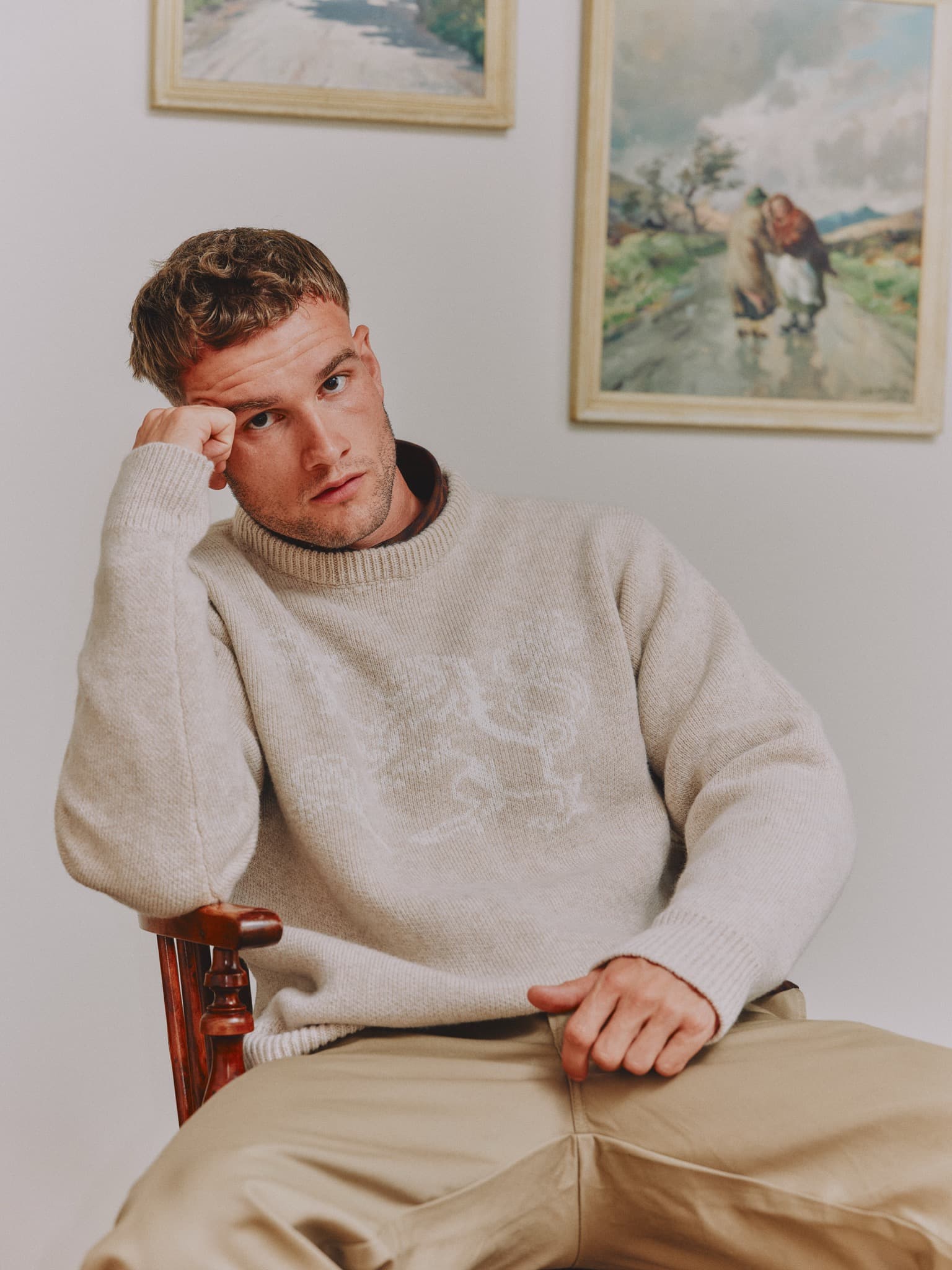 Heraldic knit worn